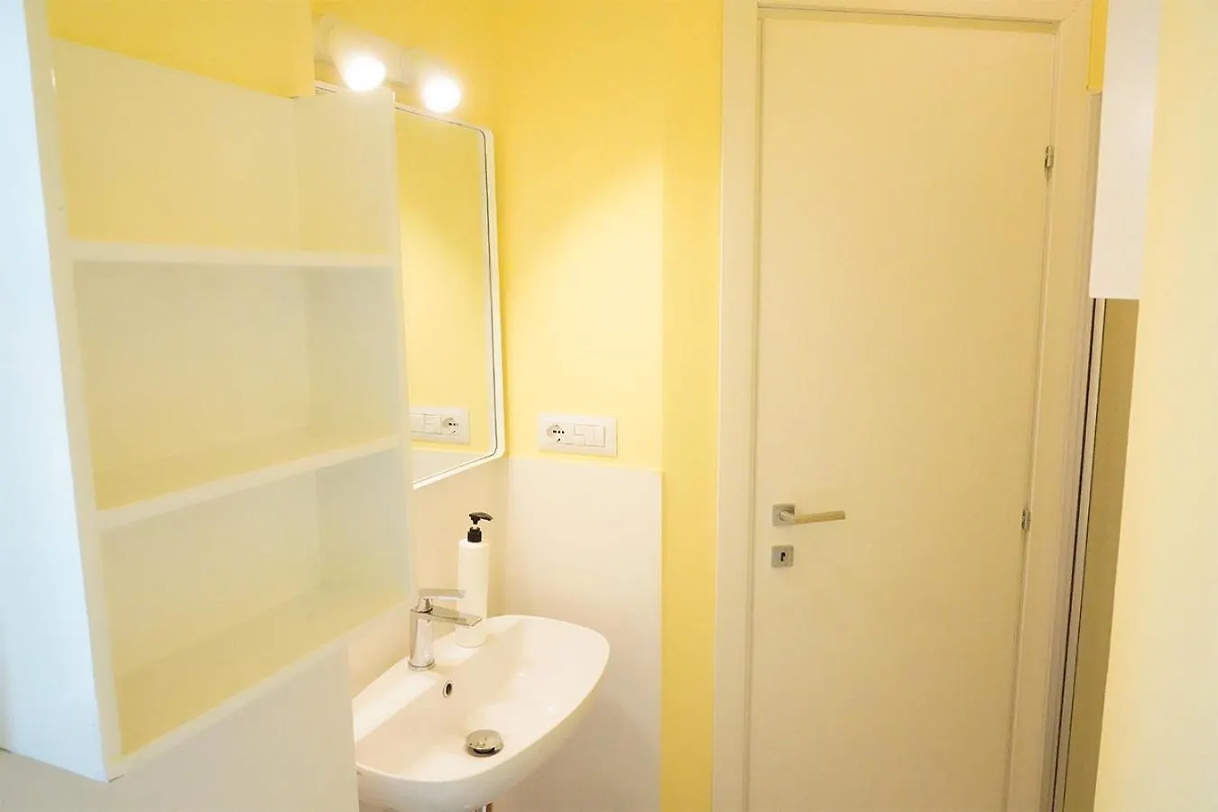 Apartmán Quattro Gatti Attico Roma Centro 0*, Řím Itálie